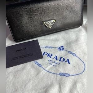 PRADA Saffiano Leather Wallet AUTHENTIC